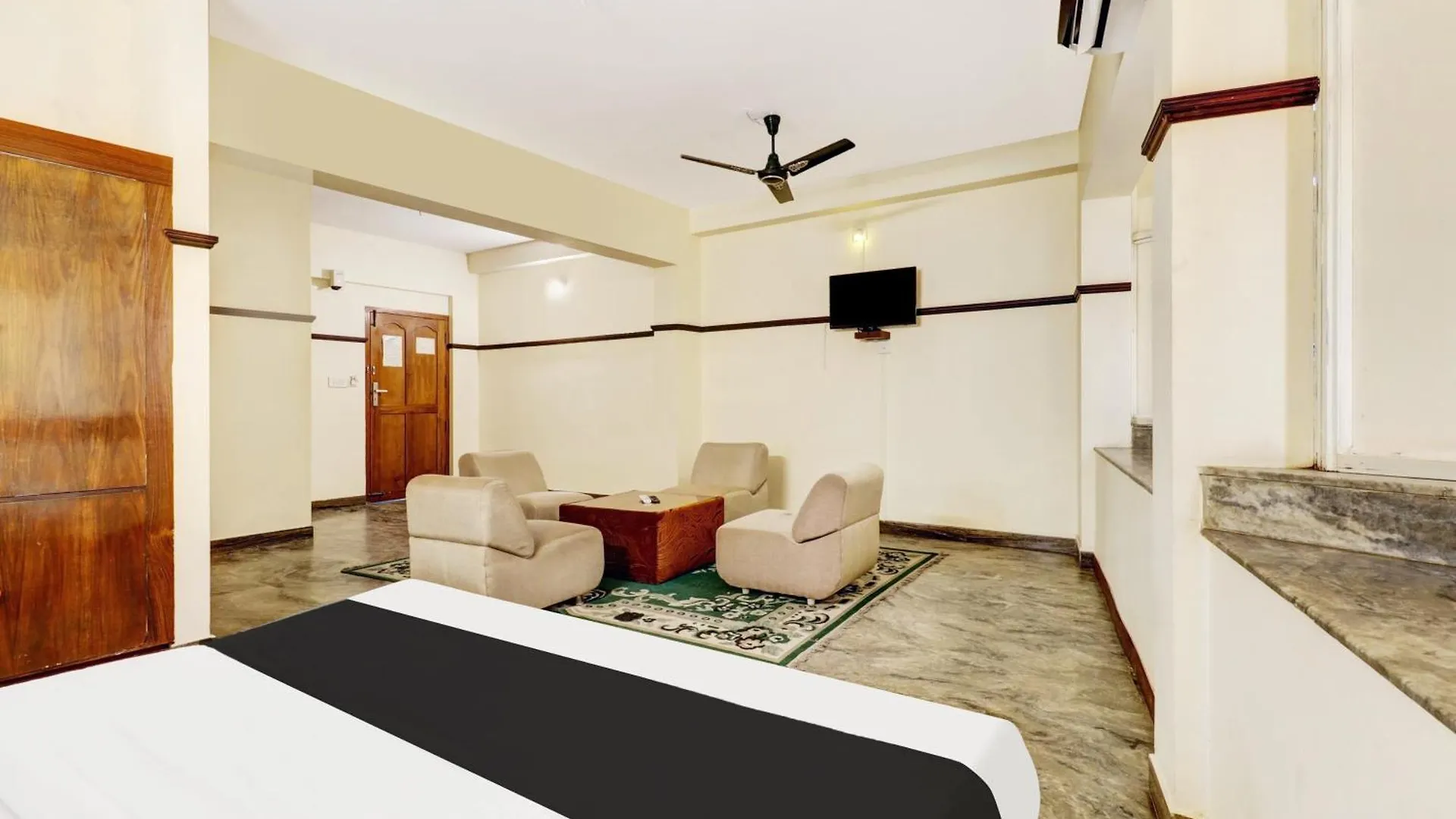 Super Hotel O East Nada Guruvāyūr 4*,