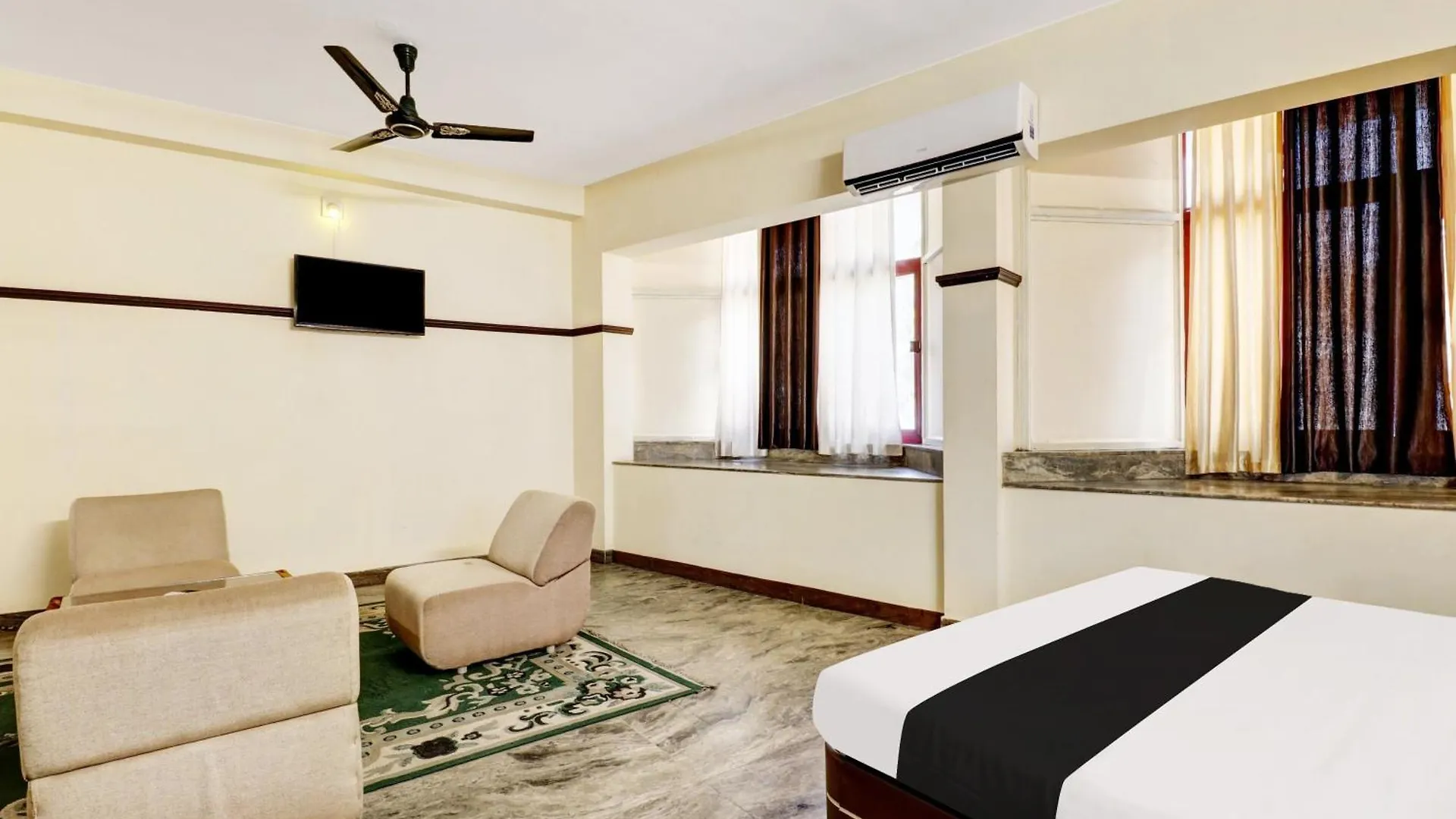 Hotel O East Nada Guruvāyūr