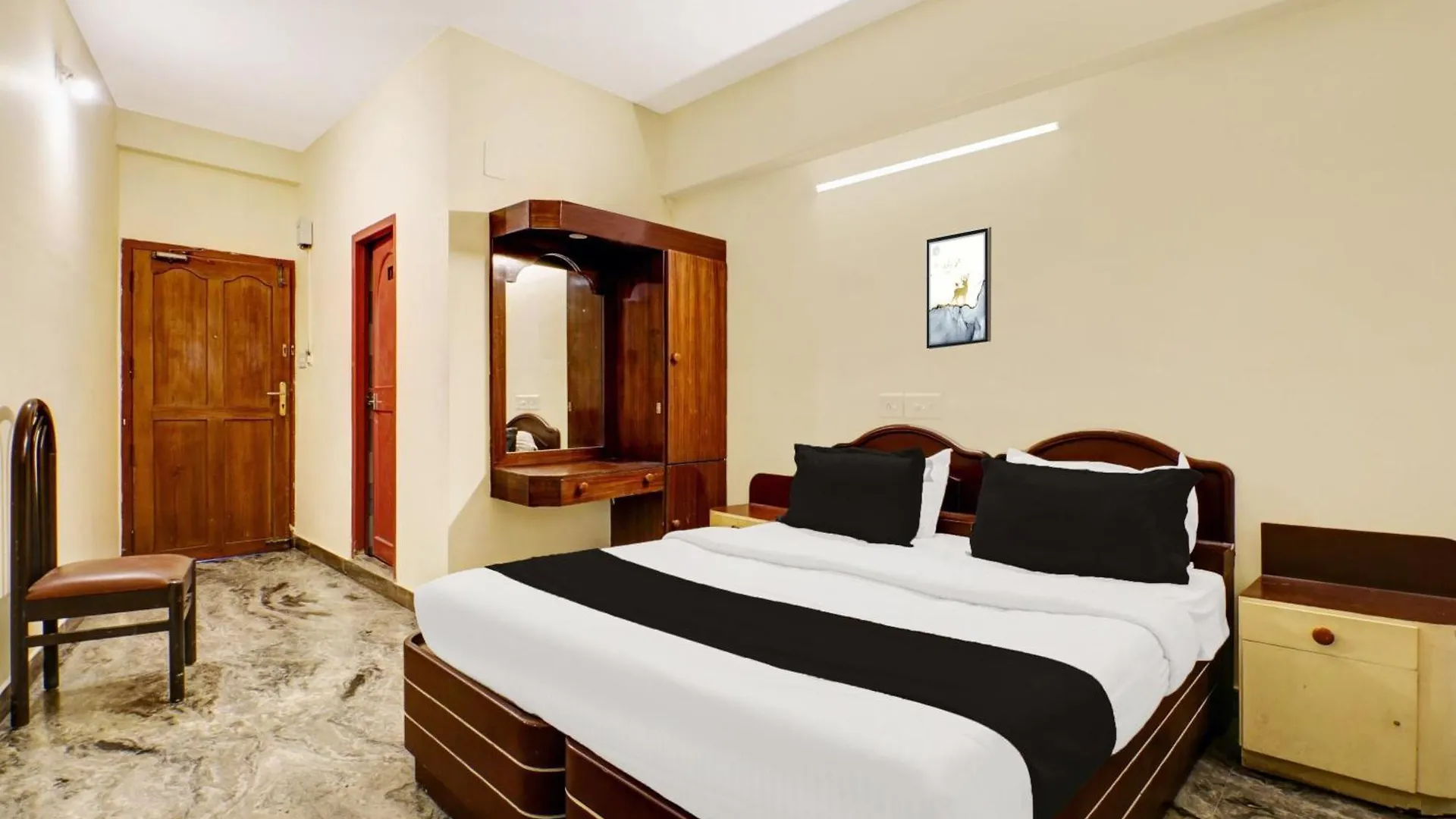 Hotel O East Nada Guruvāyūr